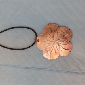 Abalone Shell Pendant Flower Necklace